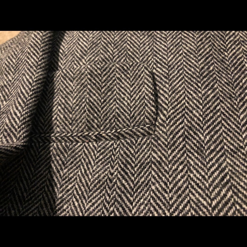 Blazer - Picture 4 of 7